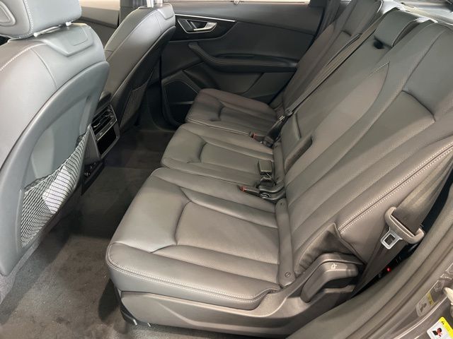 2026 Audi Q7 Premium Plus - Photo 13