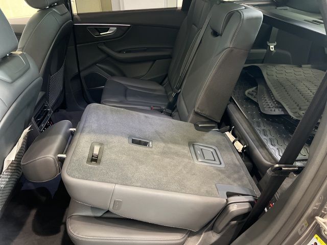 2026 Audi Q7 Premium Plus - Photo 16