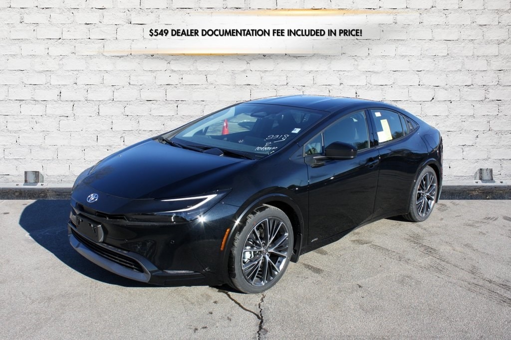 2026 Toyota Prius XLE's photo