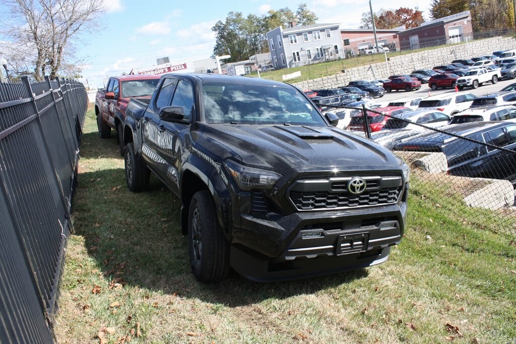 New 2025 Toyota Tacoma TRD Sport Truck