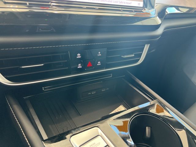 2026 Volkswagen Atlas SE w/Tech - Photo 30