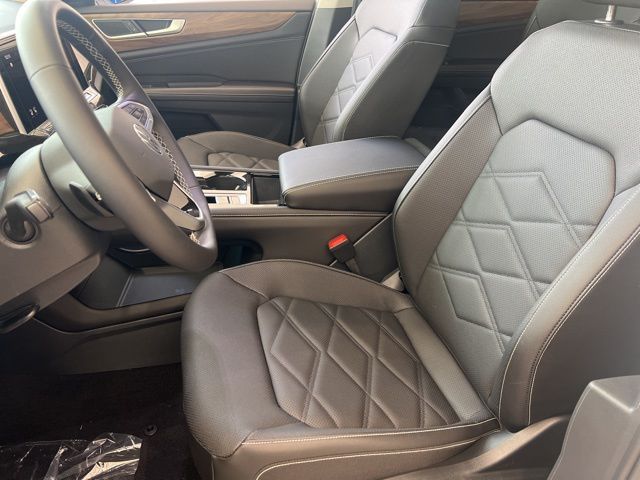 2026 Volkswagen Atlas SE w/Tech - Photo 8