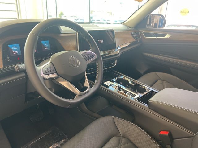 2026 Volkswagen Atlas SE w/Tech - Photo 12