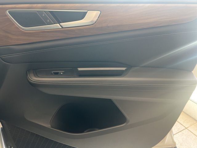 2026 Volkswagen Atlas SE w/Tech - Photo 23