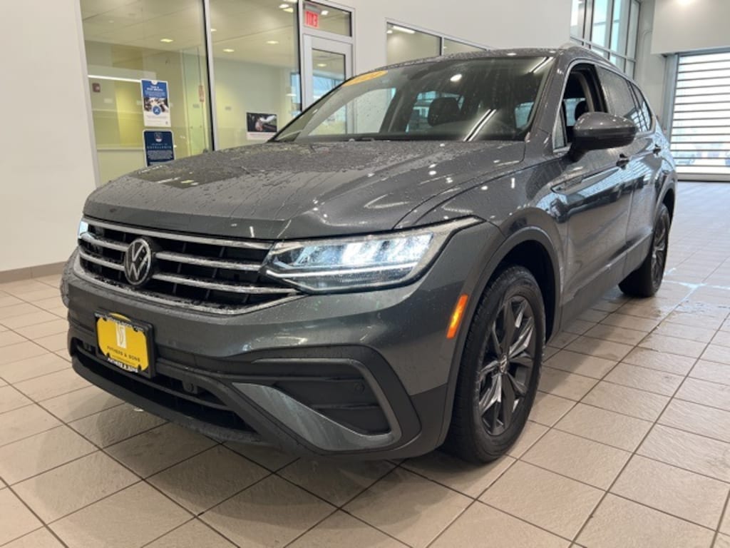 Used 2024 Volkswagen Tiguan 2.0T SE SUV
