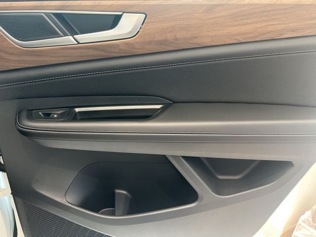 2026 Volkswagen Atlas SE w/Tech - Photo 20