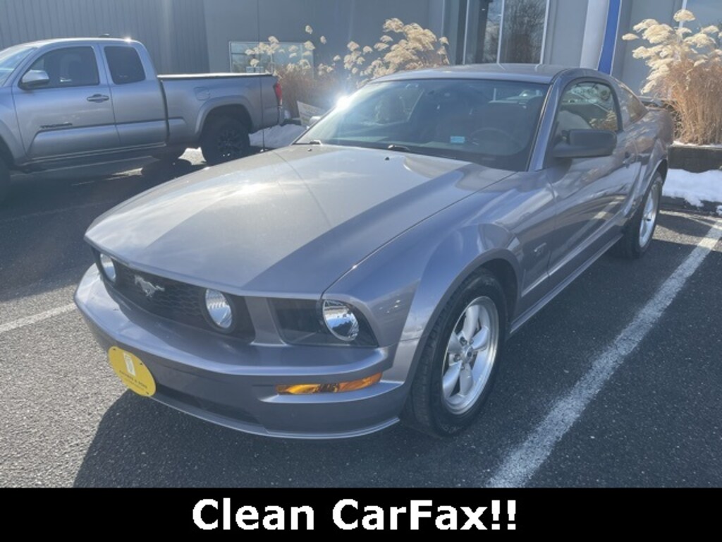 Used 2007 Ford Mustang GT Deluxe Coupe