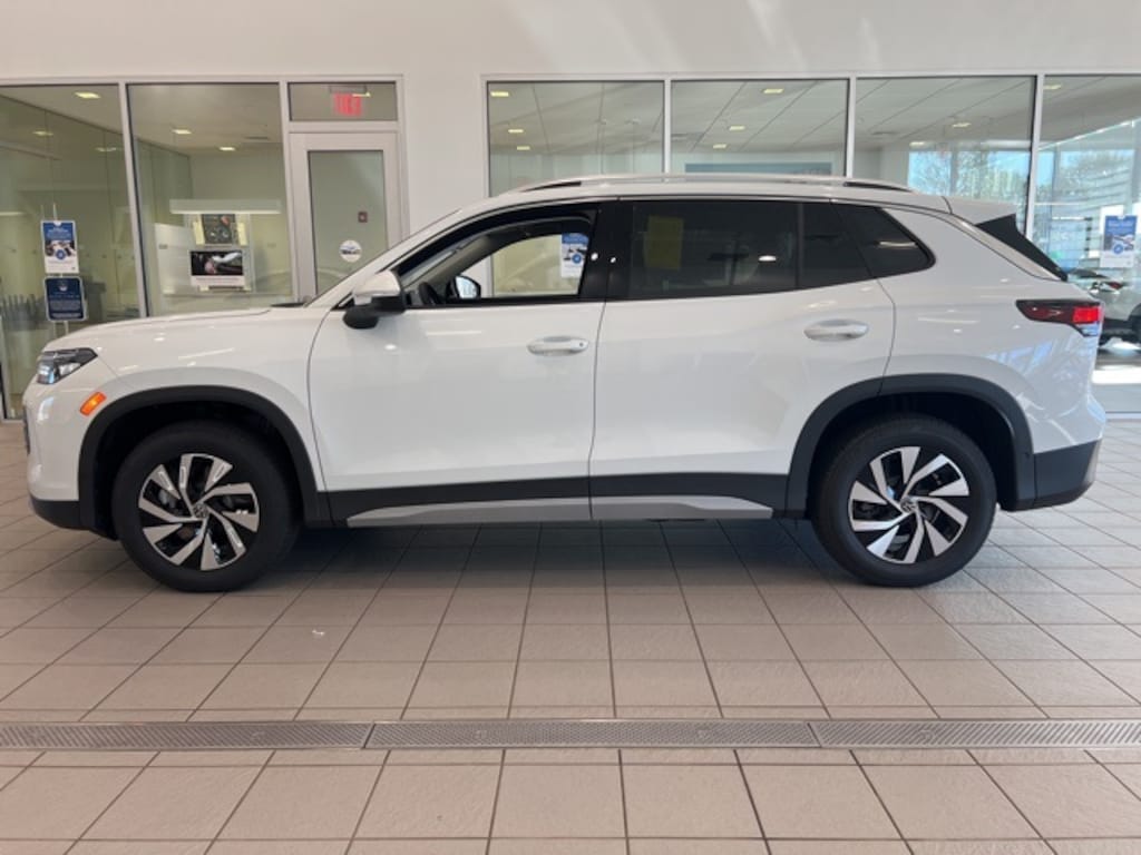 New 2025 Volkswagen Tiguan 2.0T S SUV