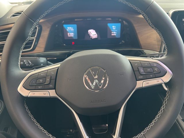 2026 Volkswagen Atlas SE w/Tech - Photo 25