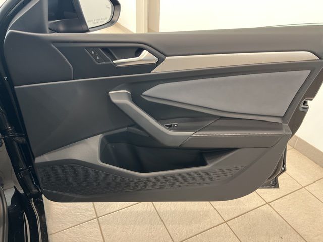 2026 Volkswagen Jetta SE - Photo 22