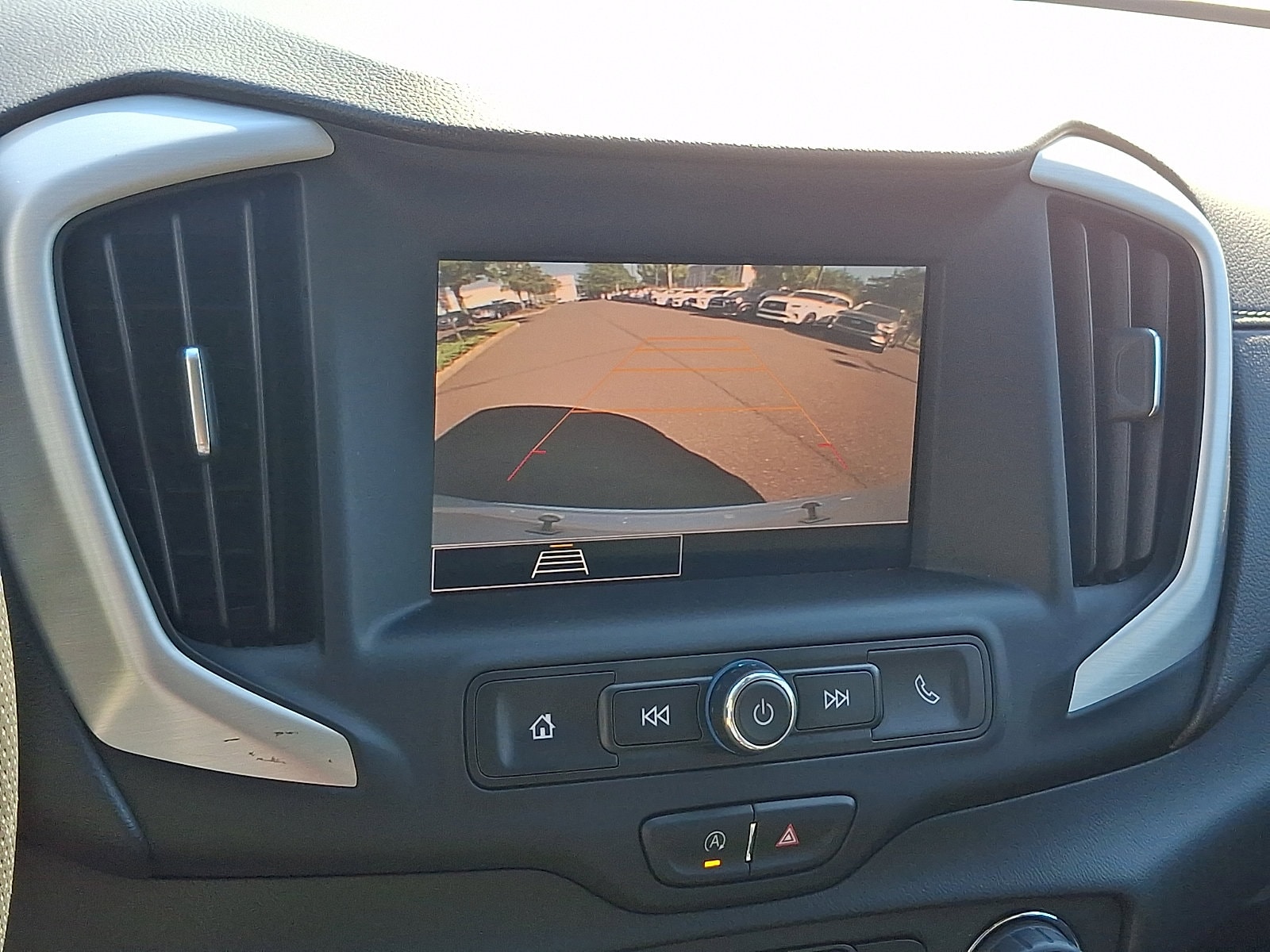 2022 GMC Terrain SLE - Photo 17