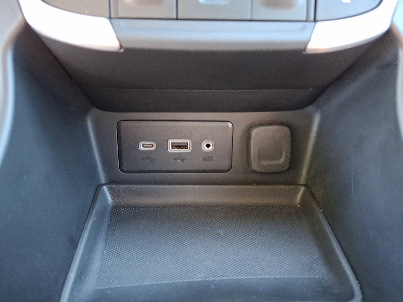 2022 GMC Terrain SLE - Photo 22