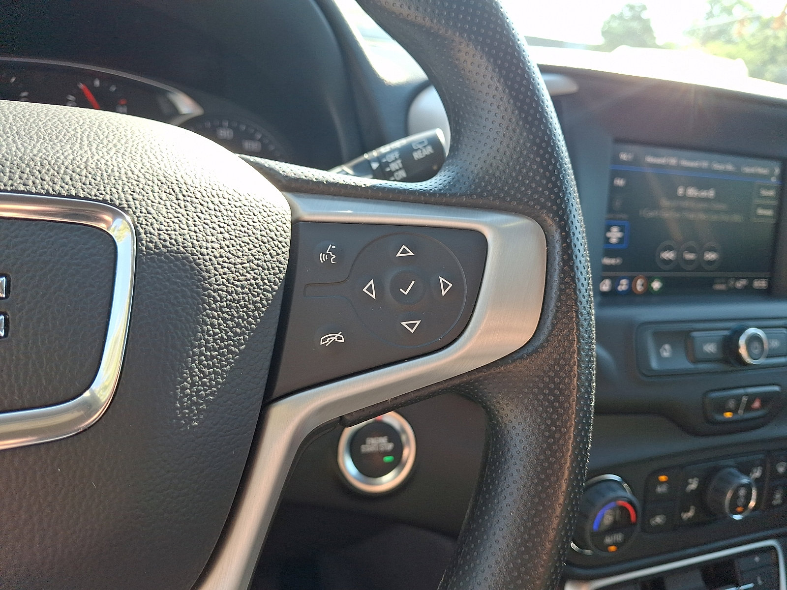 2022 GMC Terrain SLE - Photo 20