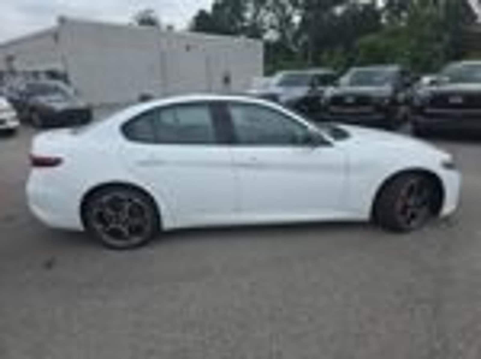 2023 Alfa Romeo Giulia Veloce - Photo 6