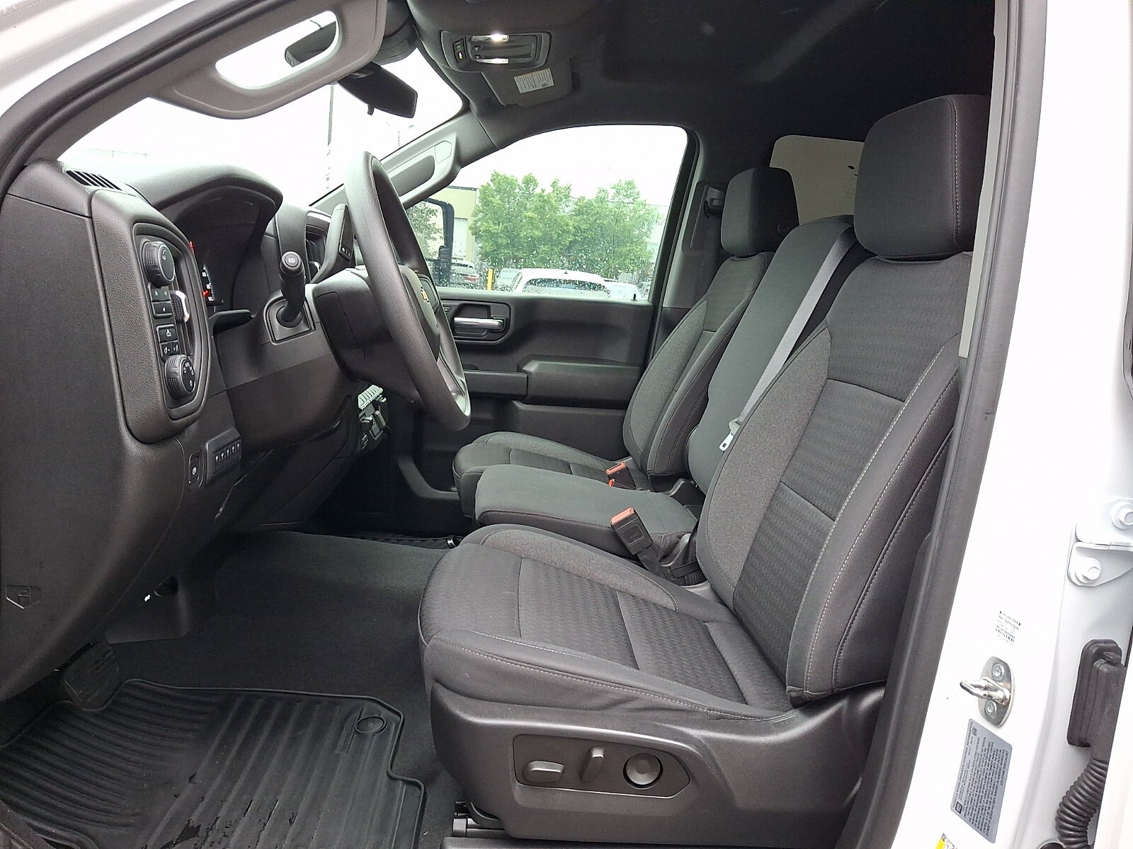 2024 Chevrolet Silverado 2500HD Custom - Photo 13