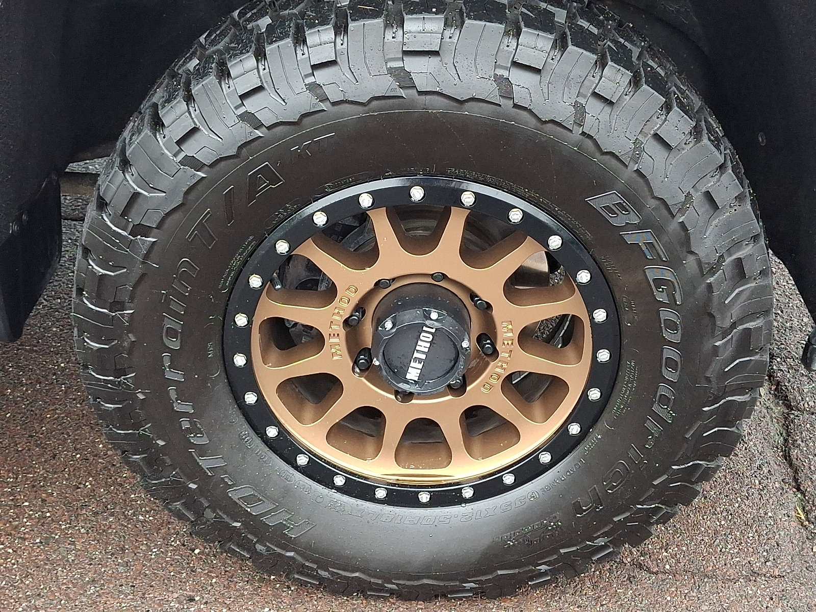2024 Chevrolet Silverado 2500HD Custom - Photo 8