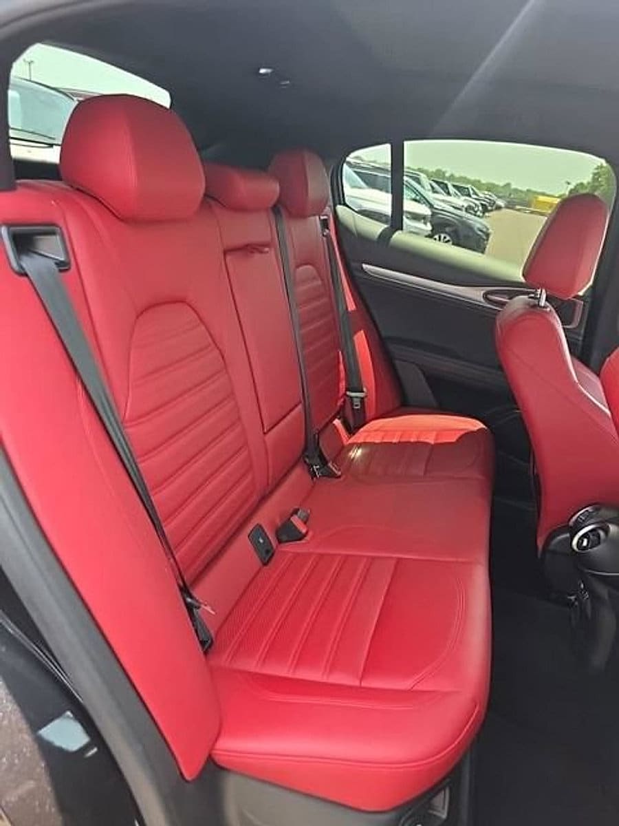 2024 Alfa Romeo Stelvio Veloce - Photo 22