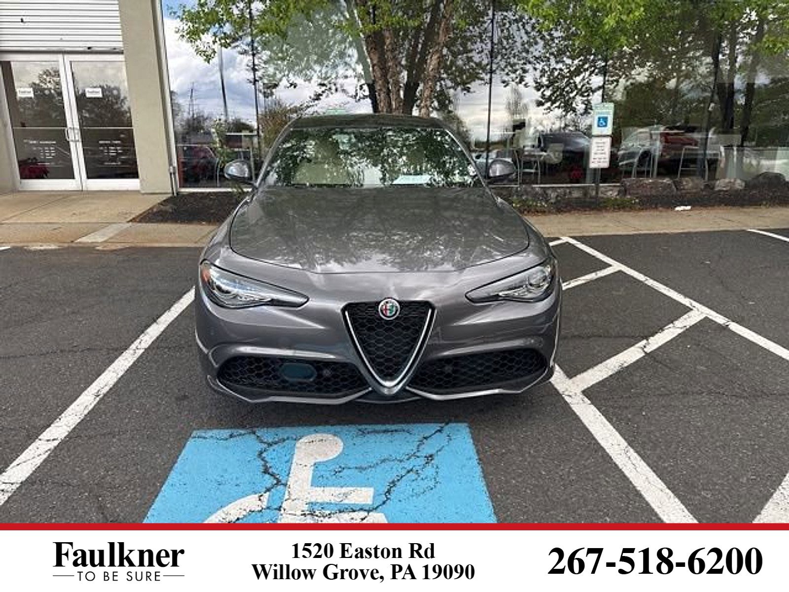 2023 Alfa Romeo Giulia Lusso AWD's photo