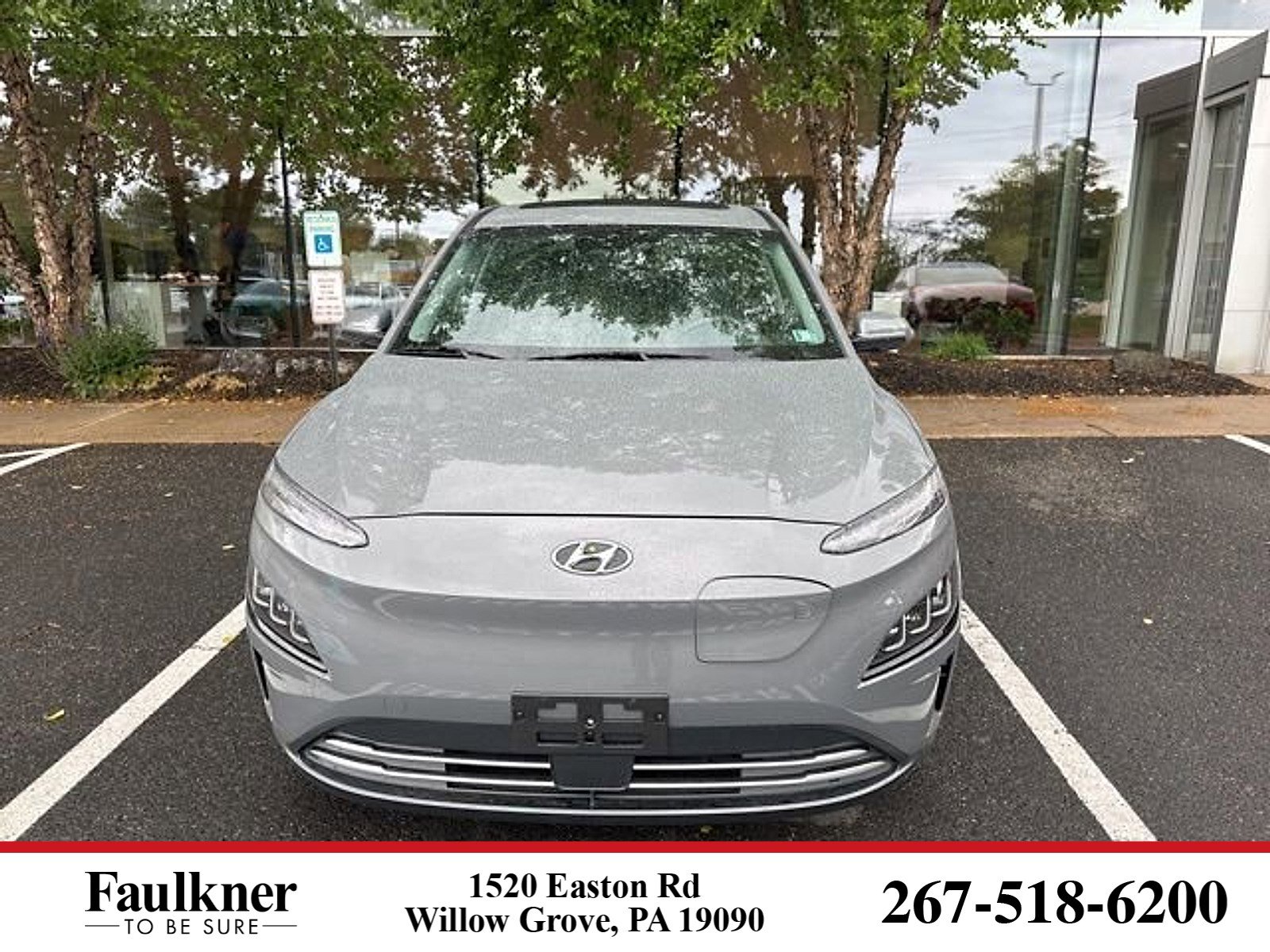2023 Hyundai Kona Electric Limited's photo