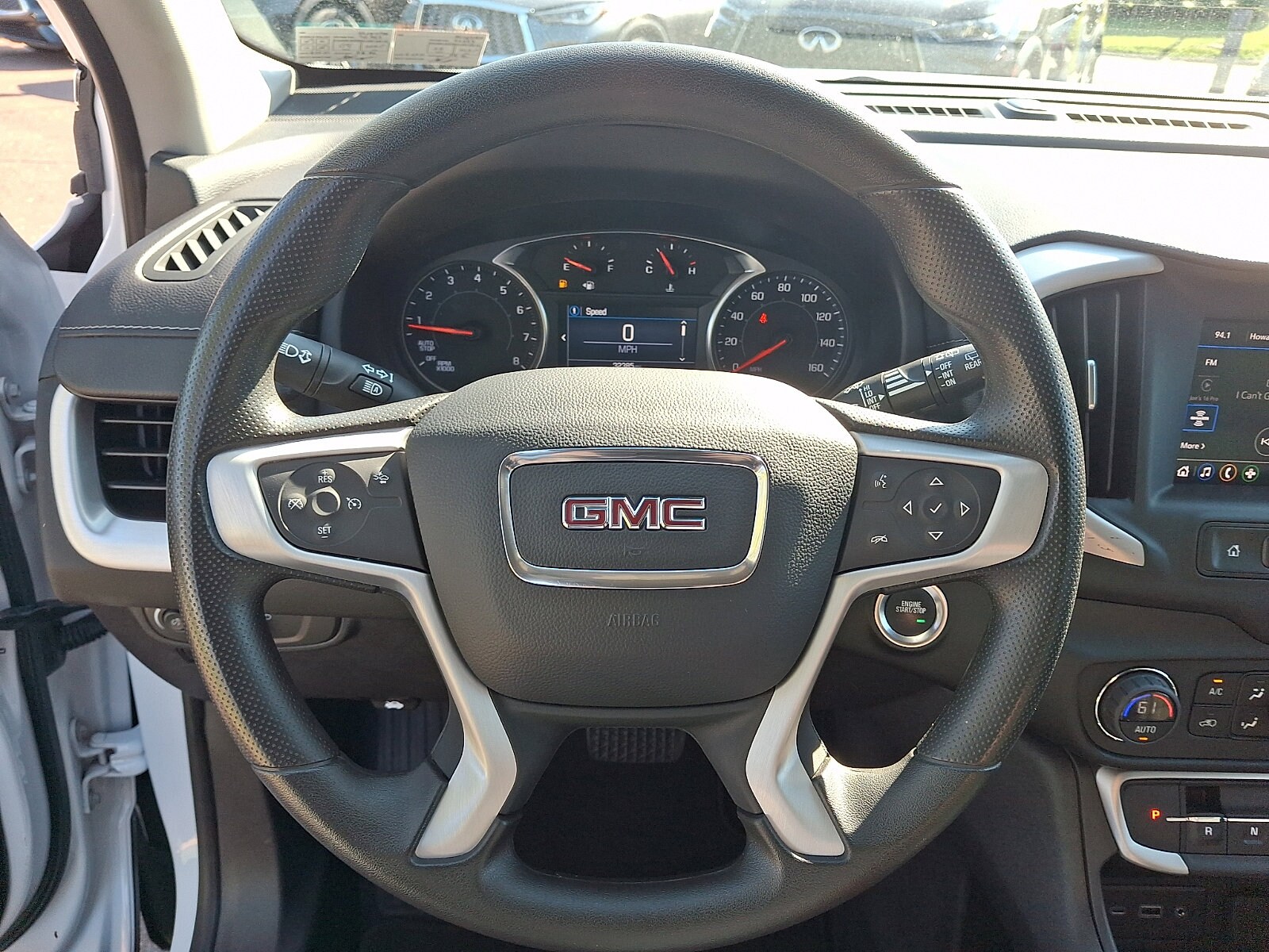2022 GMC Terrain SLE - Photo 18
