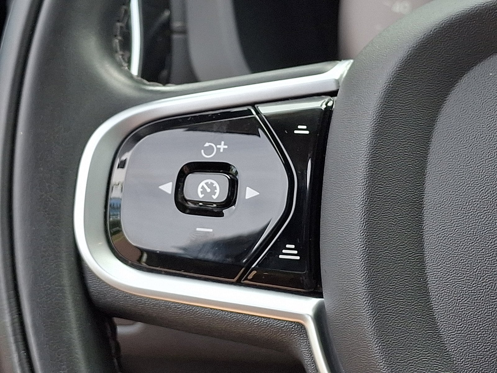2020 Volvo XC60 Inscription - Photo 21