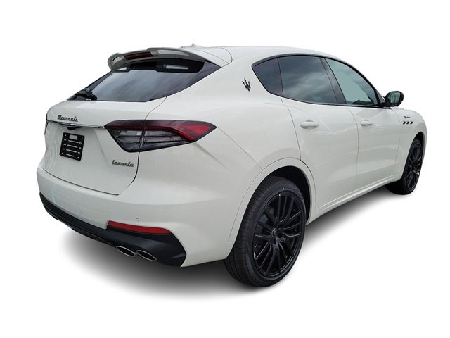 2024 Maserati Levante Modena photo 3