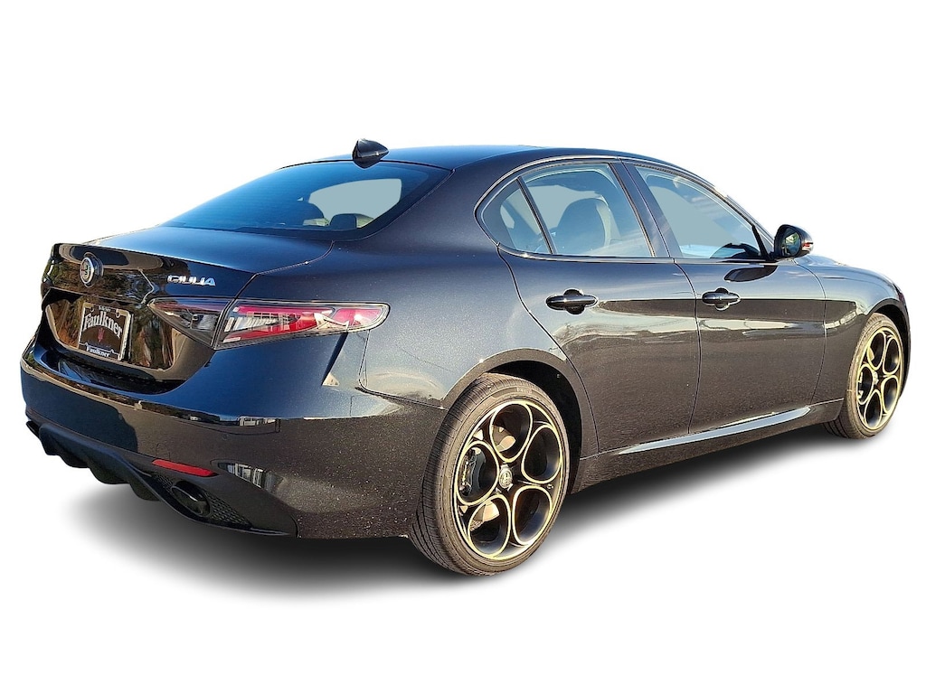 New 2025 Alfa Romeo Giulia INTENSA AWD Sedan