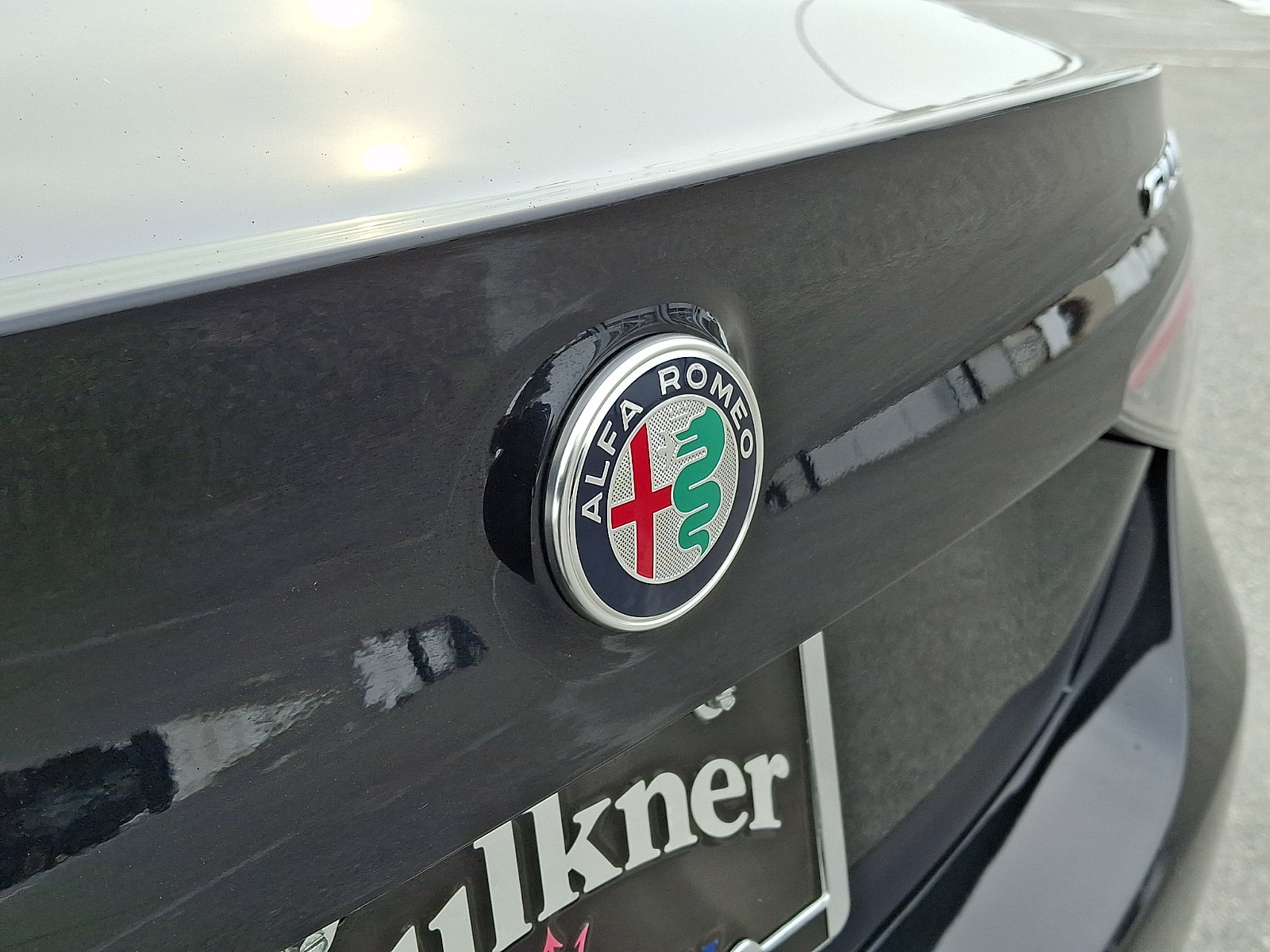 2025 Alfa Romeo Giulia Base - Photo 12