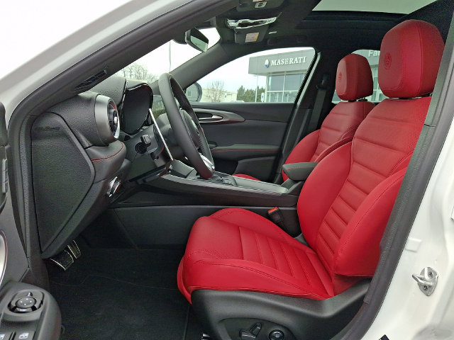 2026 Alfa Romeo Tonale Veloce - Photo 2
