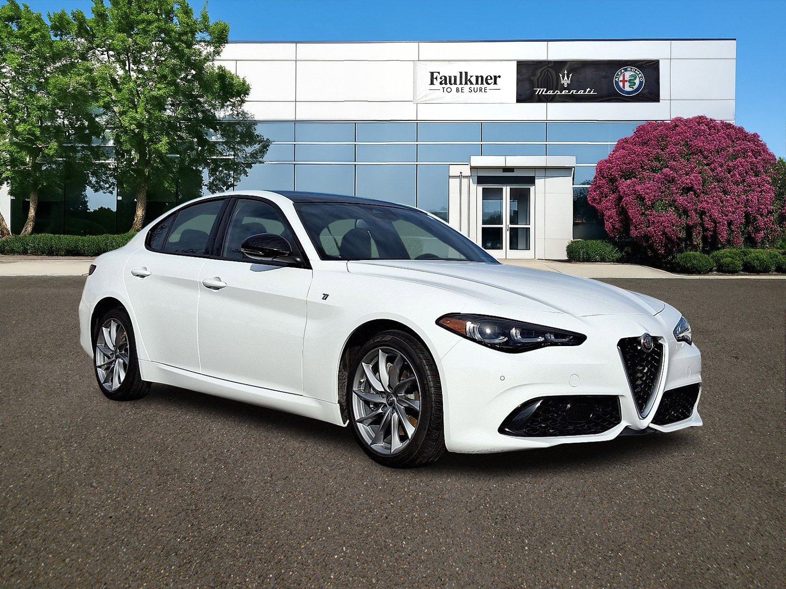2024 Alfa Romeo Giulia Ti AWD's photo