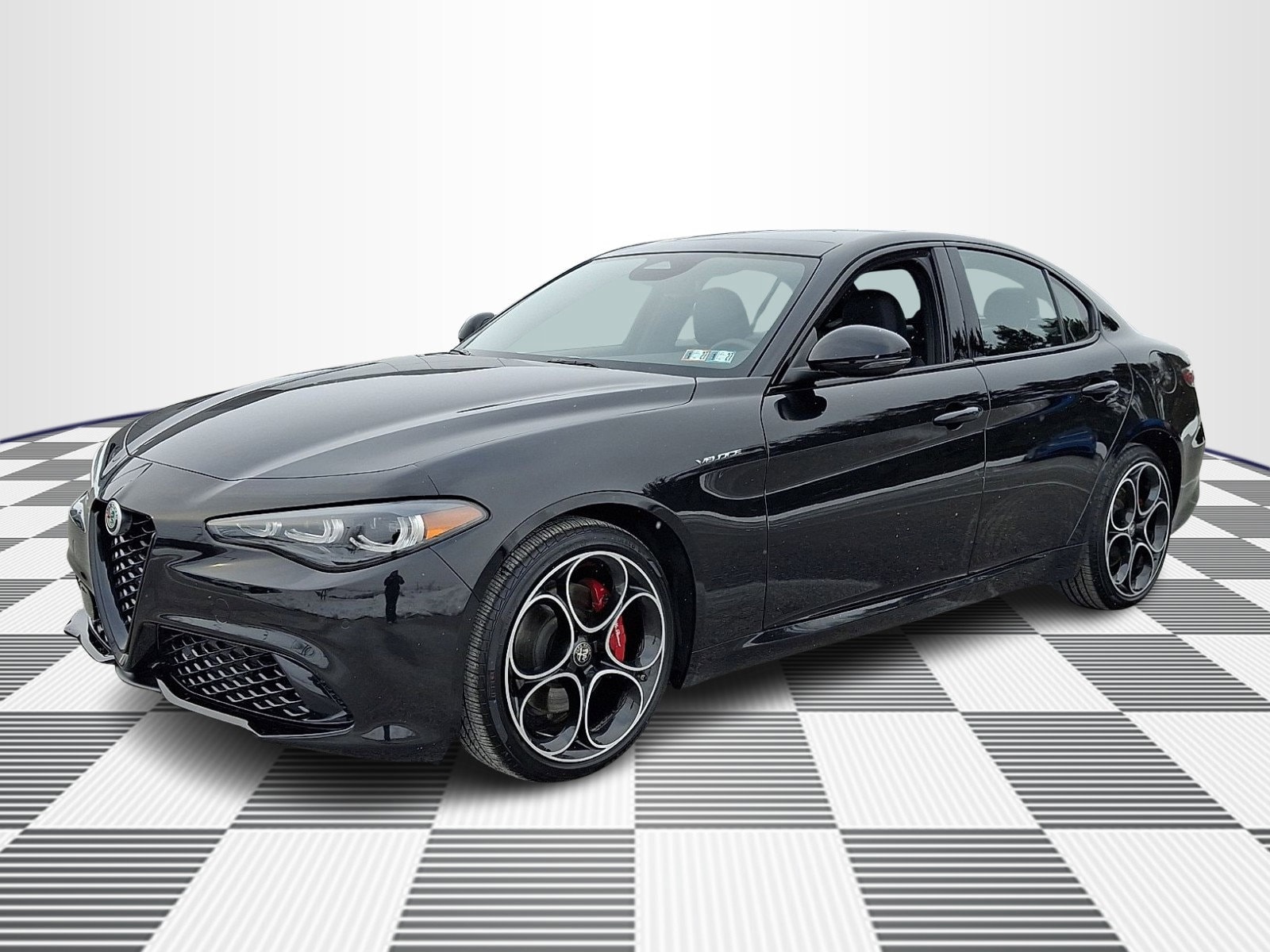 2025 Alfa Romeo Giulia Base - Photo 6
