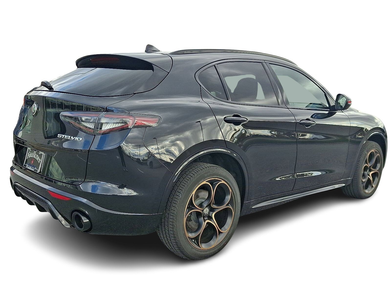 2025 Alfa Romeo Stelvio Sport photo 4