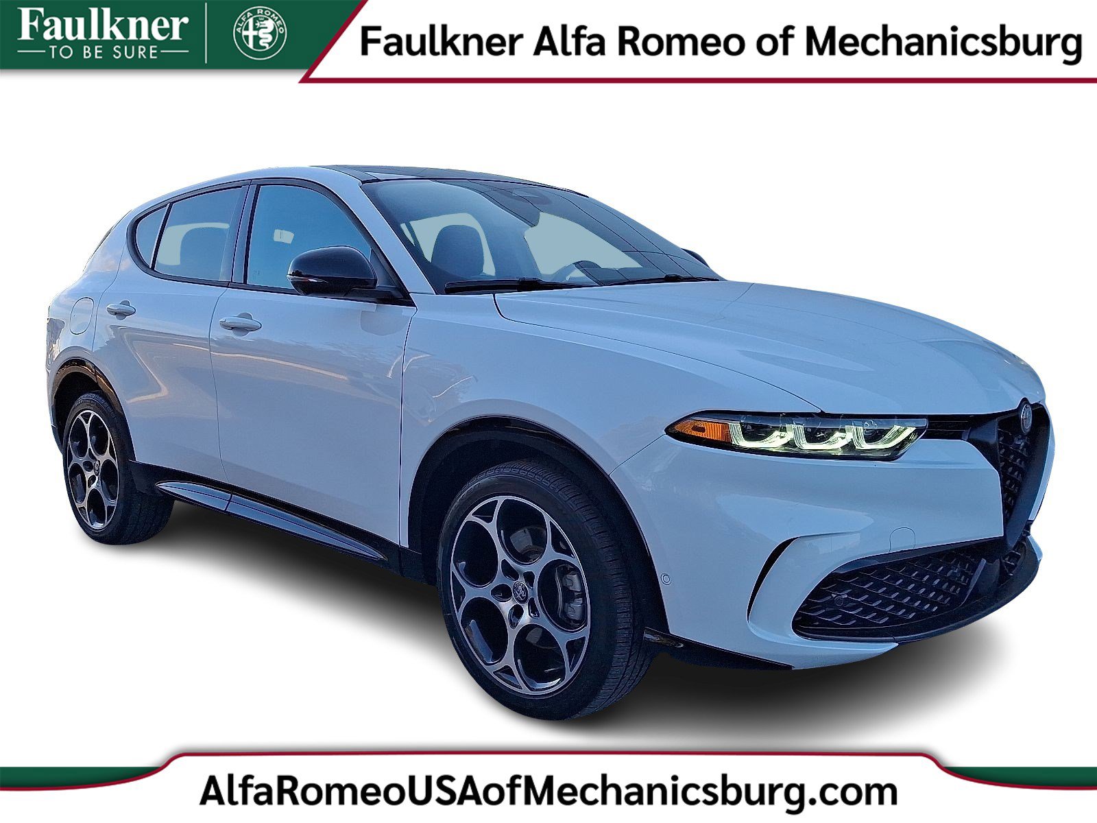 2025 Alfa Romeo Tonale Base's photo