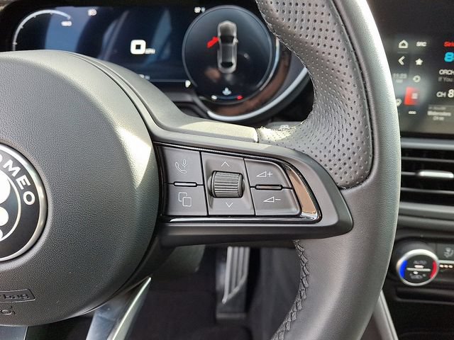 2024 Alfa Romeo Giulia Ti - Photo 22
