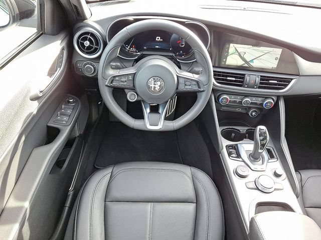 2024 Alfa Romeo Giulia Ti - Photo 11