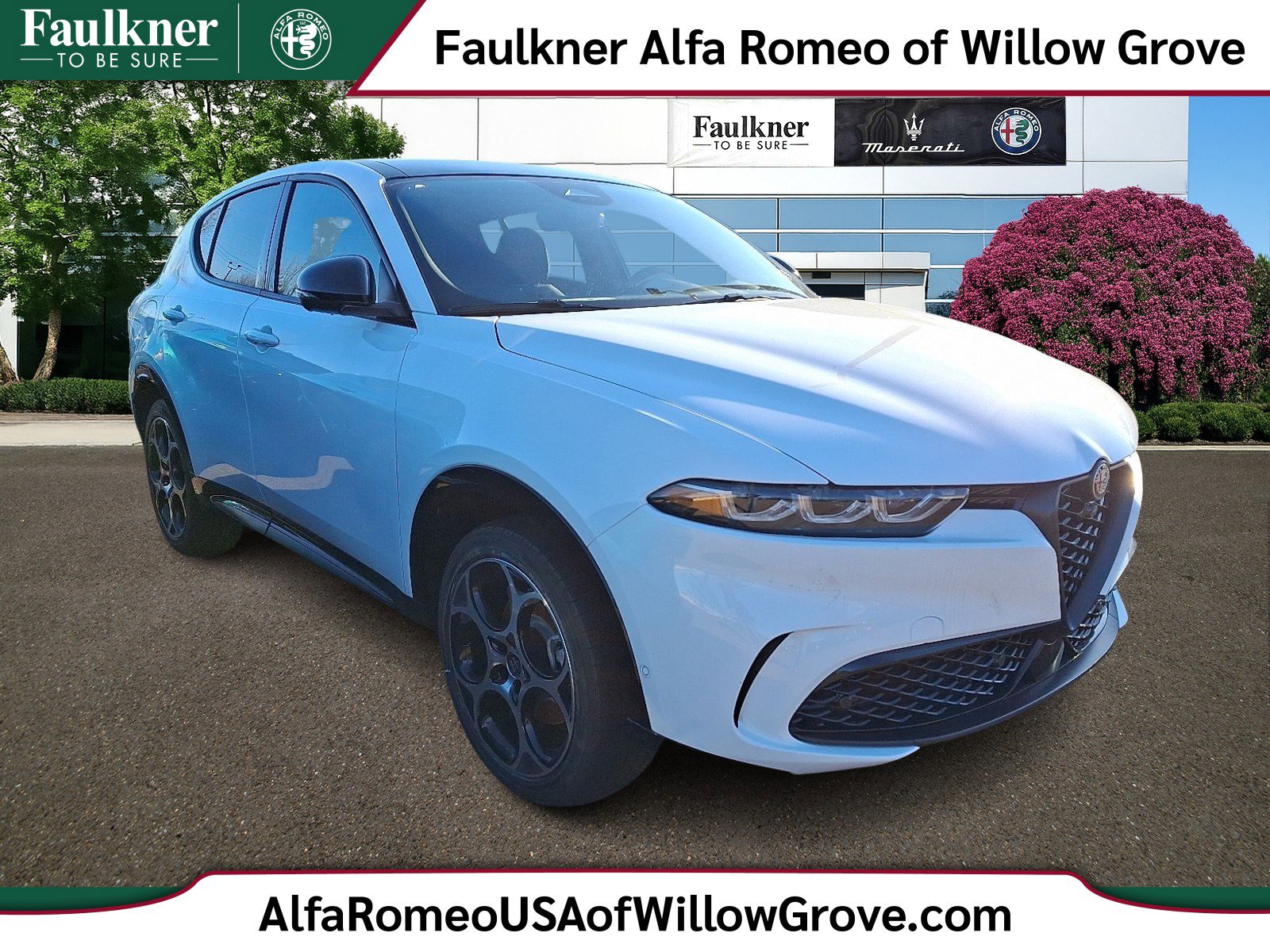 2025 Alfa Romeo Tonale Base's photo