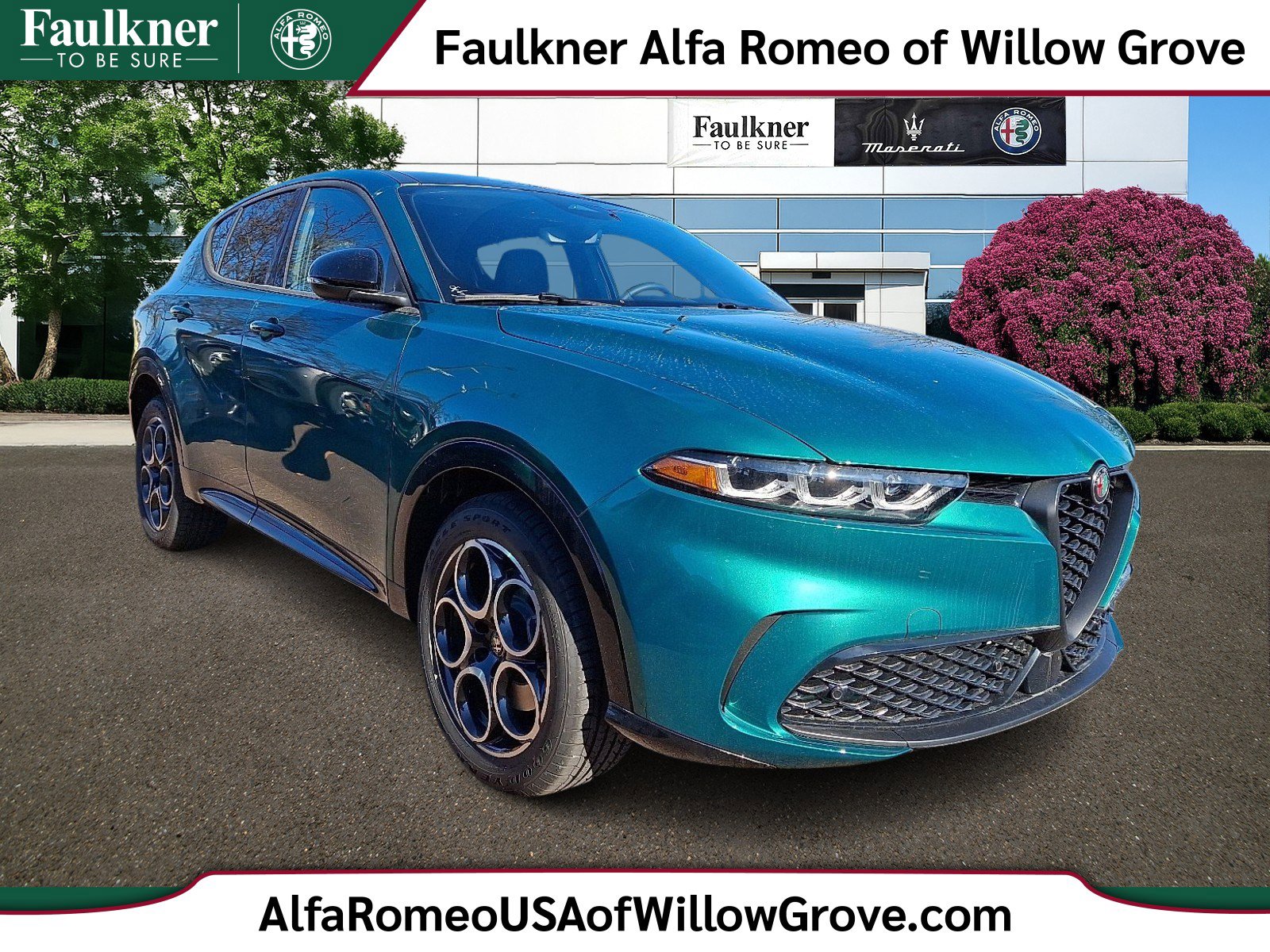 2025 Alfa Romeo Tonale Base's photo