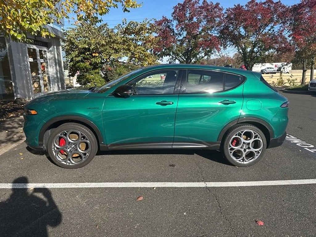 Used 2024 Alfa Romeo Tonale Veloce SUV