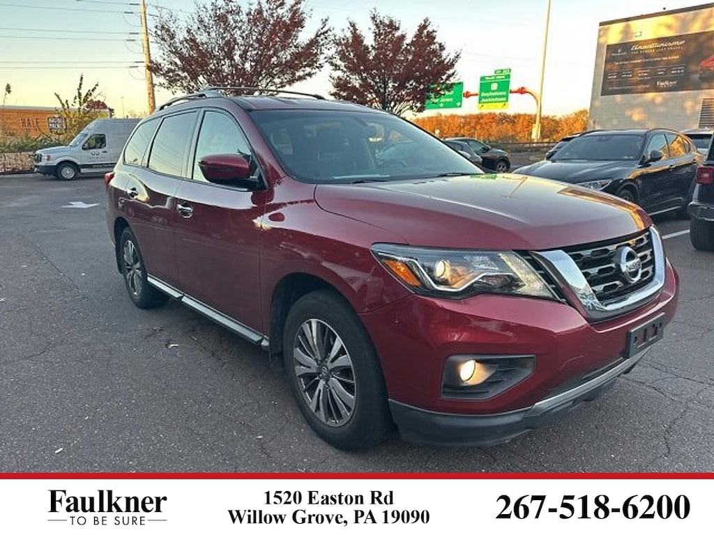 Used 2017 Nissan Pathfinder SV SUV