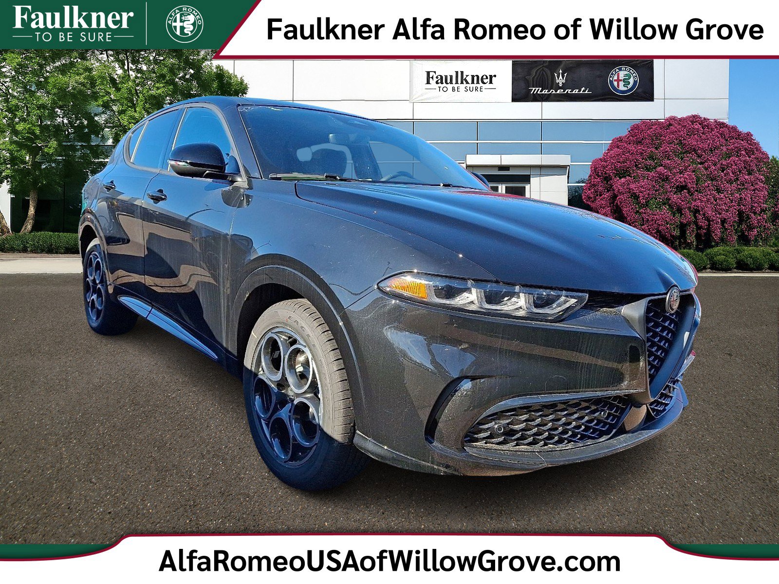 2025 Alfa Romeo Tonale Base's photo