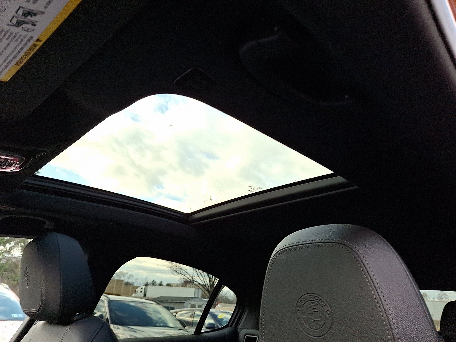 2025 Alfa Romeo Stelvio Base - Photo 10