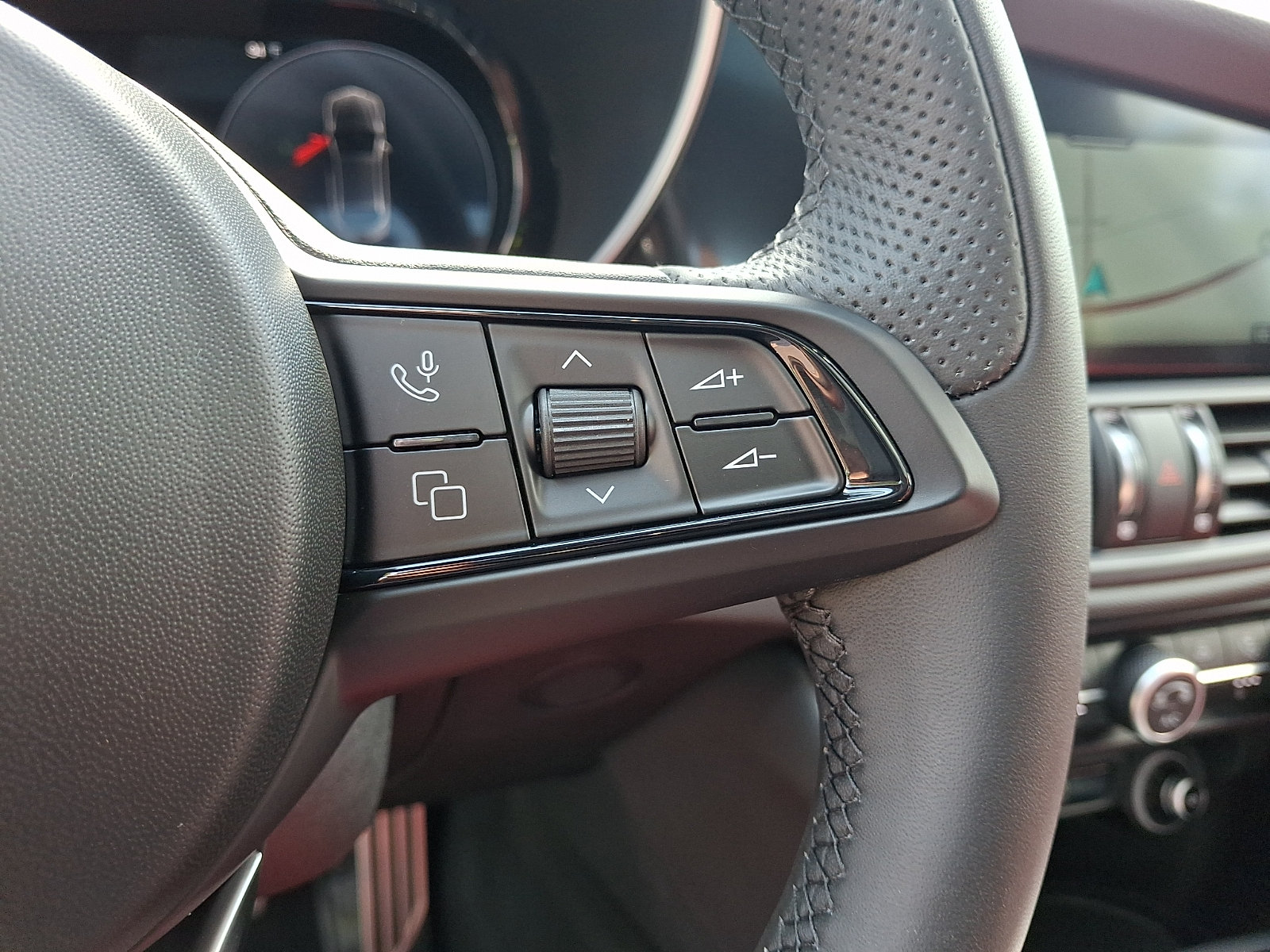 2026 Alfa Romeo Giulia Base - Photo 22