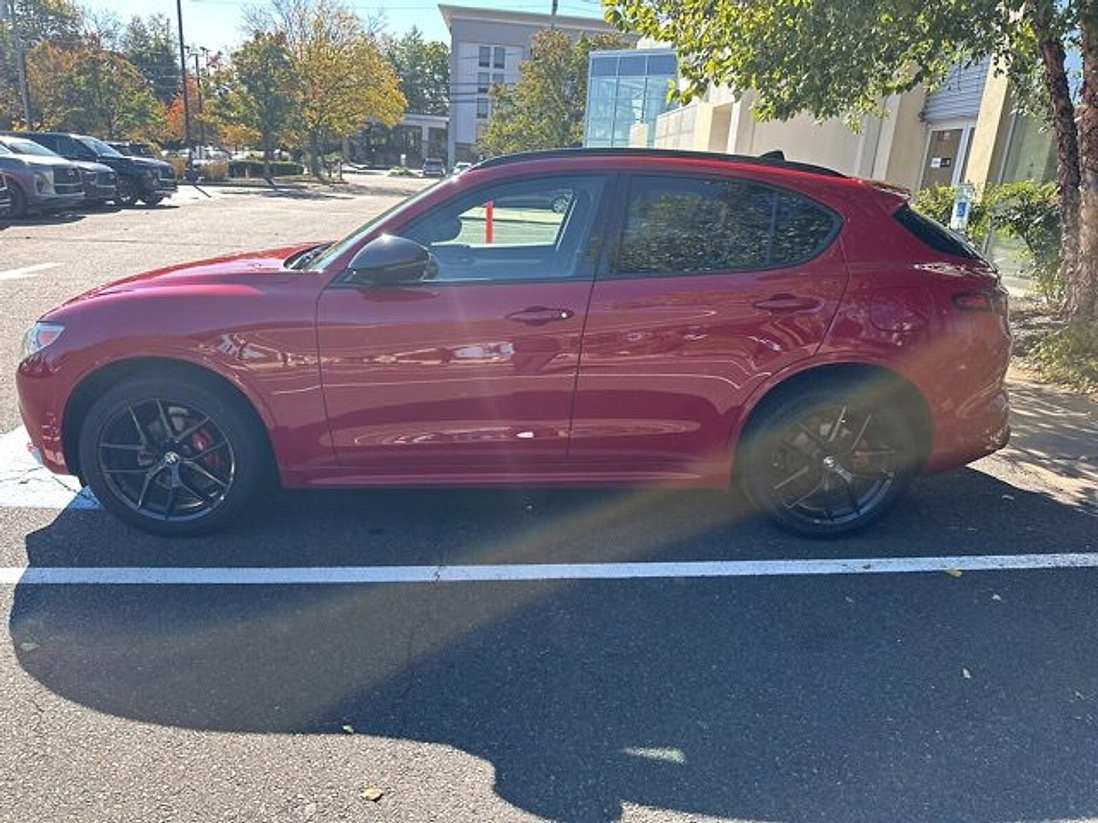 2020 Alfa Romeo Stelvio Ti photo 3