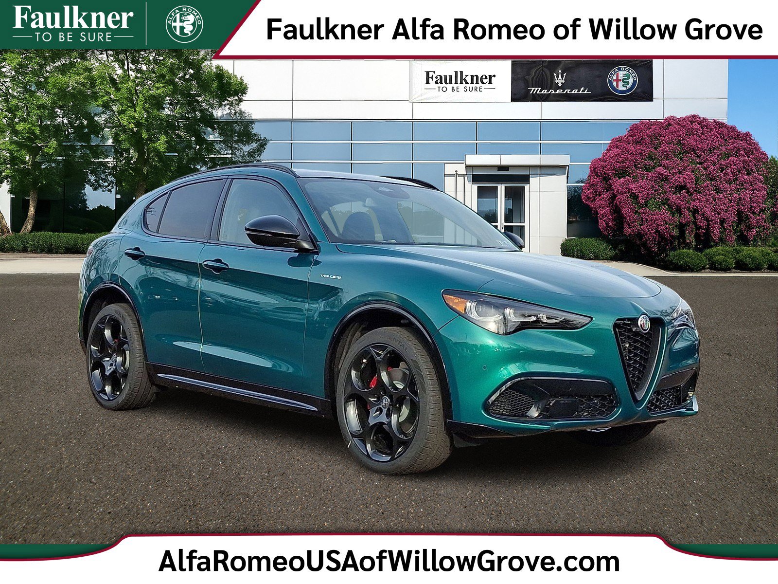 2025 Alfa Romeo Stelvio Base's photo