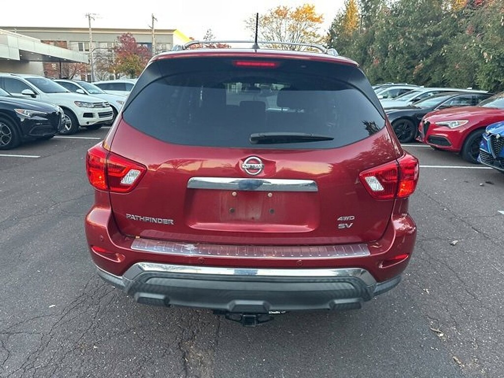 Used 2017 Nissan Pathfinder SV SUV