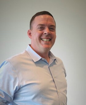 Staff member Andrew Sassane from ID_fec20ad1927e