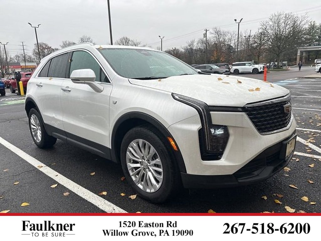Used 2024 CADILLAC XT4 Luxury SUV