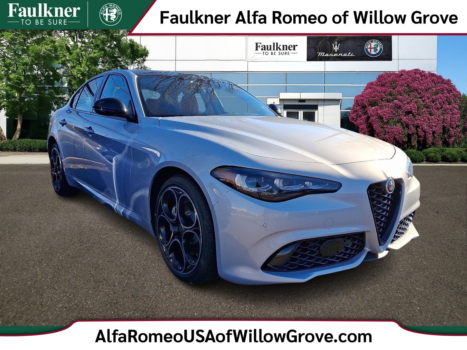 2025 Alfa Romeo Giulia Base's photo