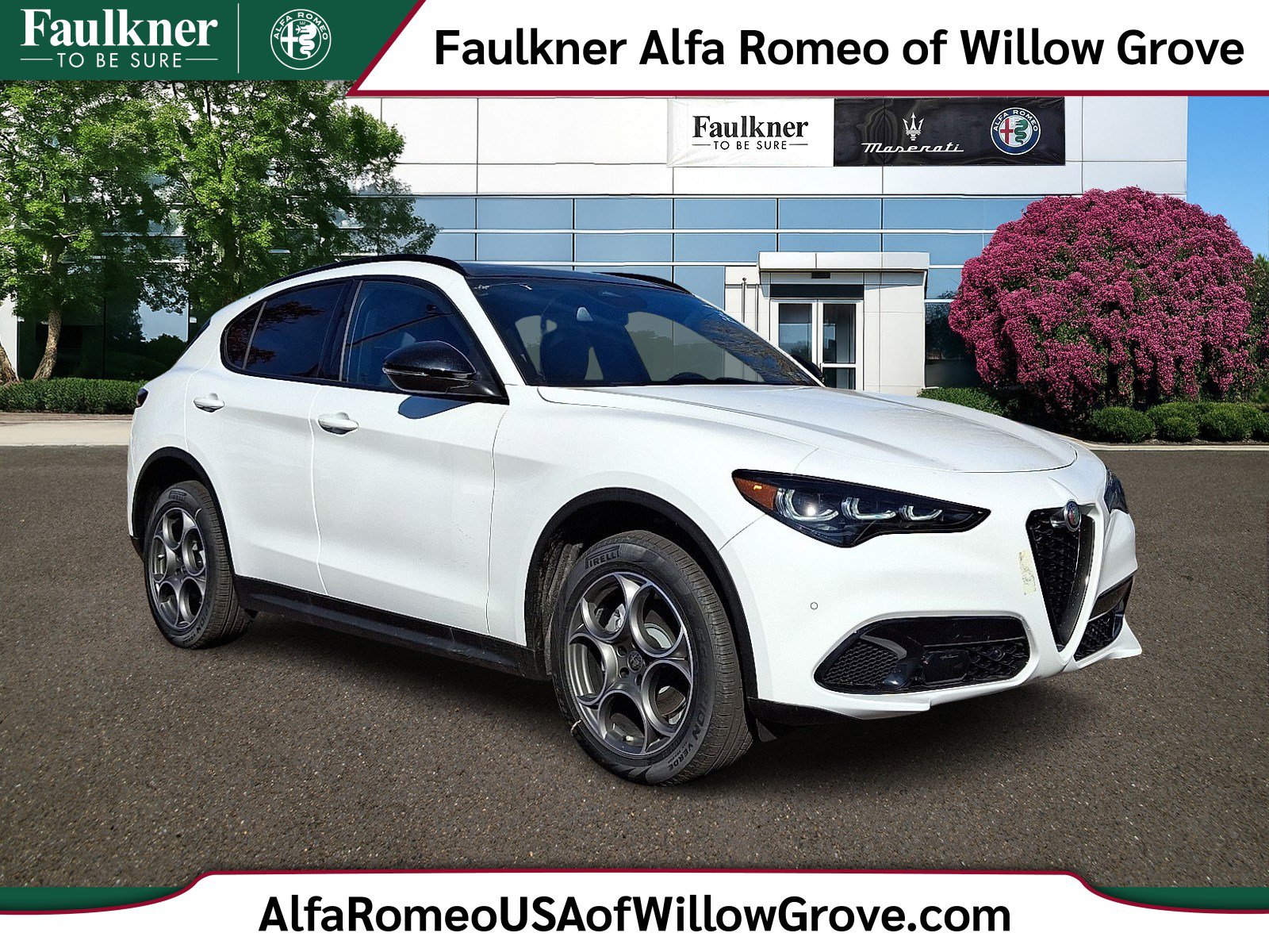 2025 Alfa Romeo Stelvio Base