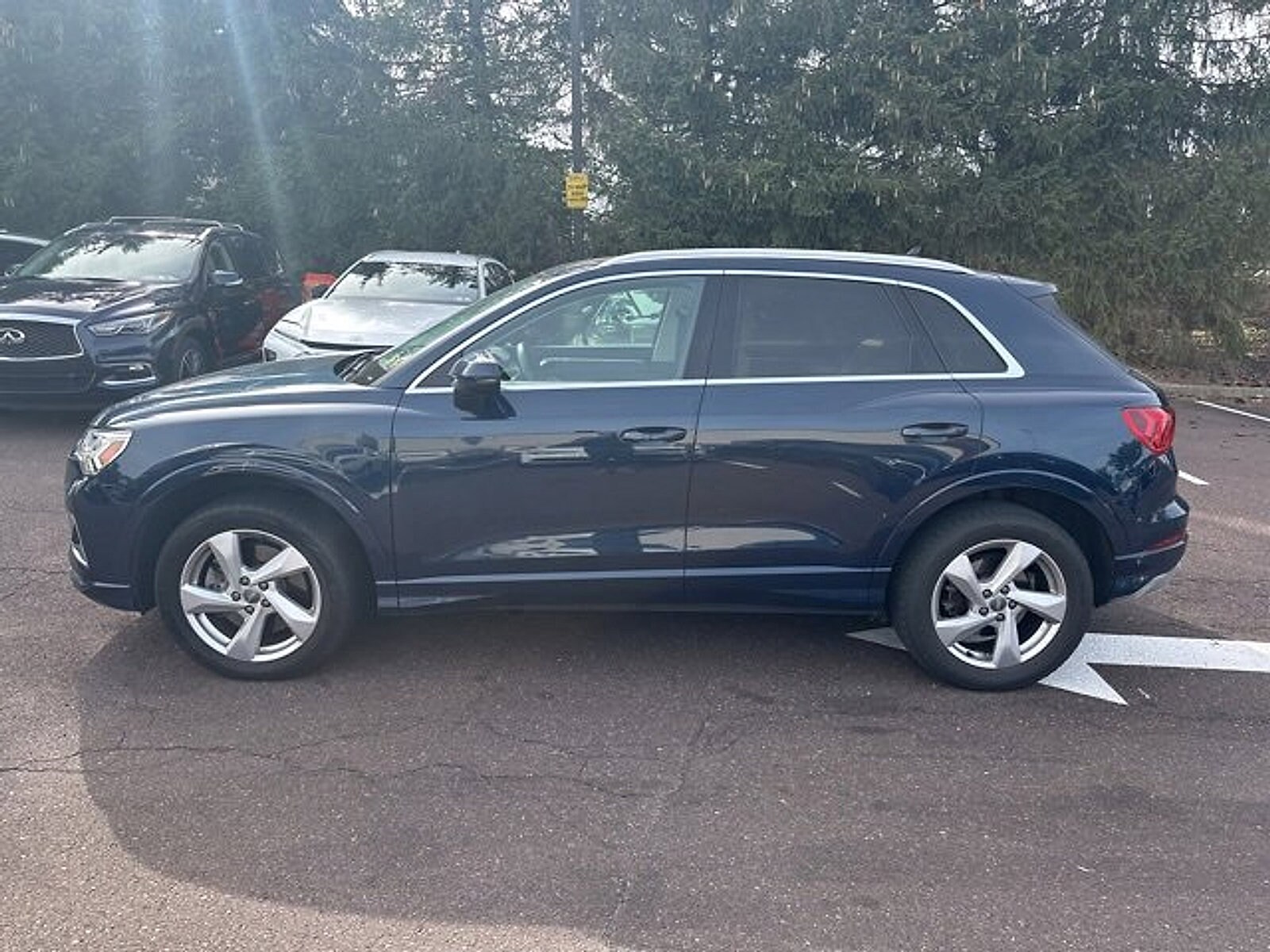 2020 Audi Q3 Premium Plus 45 TFSI photo 2